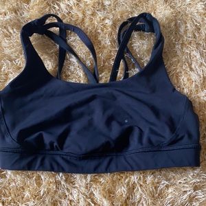 Lululemon bra size 6